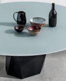 DEOD dizajnový stôl okrúhly centrálna podnož SOVET