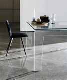 FROG dizajnový jedálenský stôl pevný SOVET