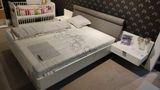 FENA posteľ a nočné stolíky Hülsta bez matracov výpredaj