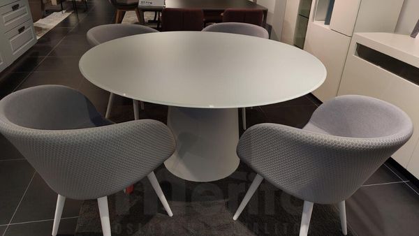 TOTEM dizajnový kruhový stôl sklo ihneď k odberu